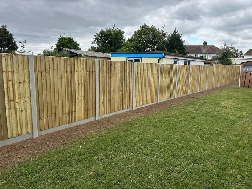 Feather Edge Fence Line